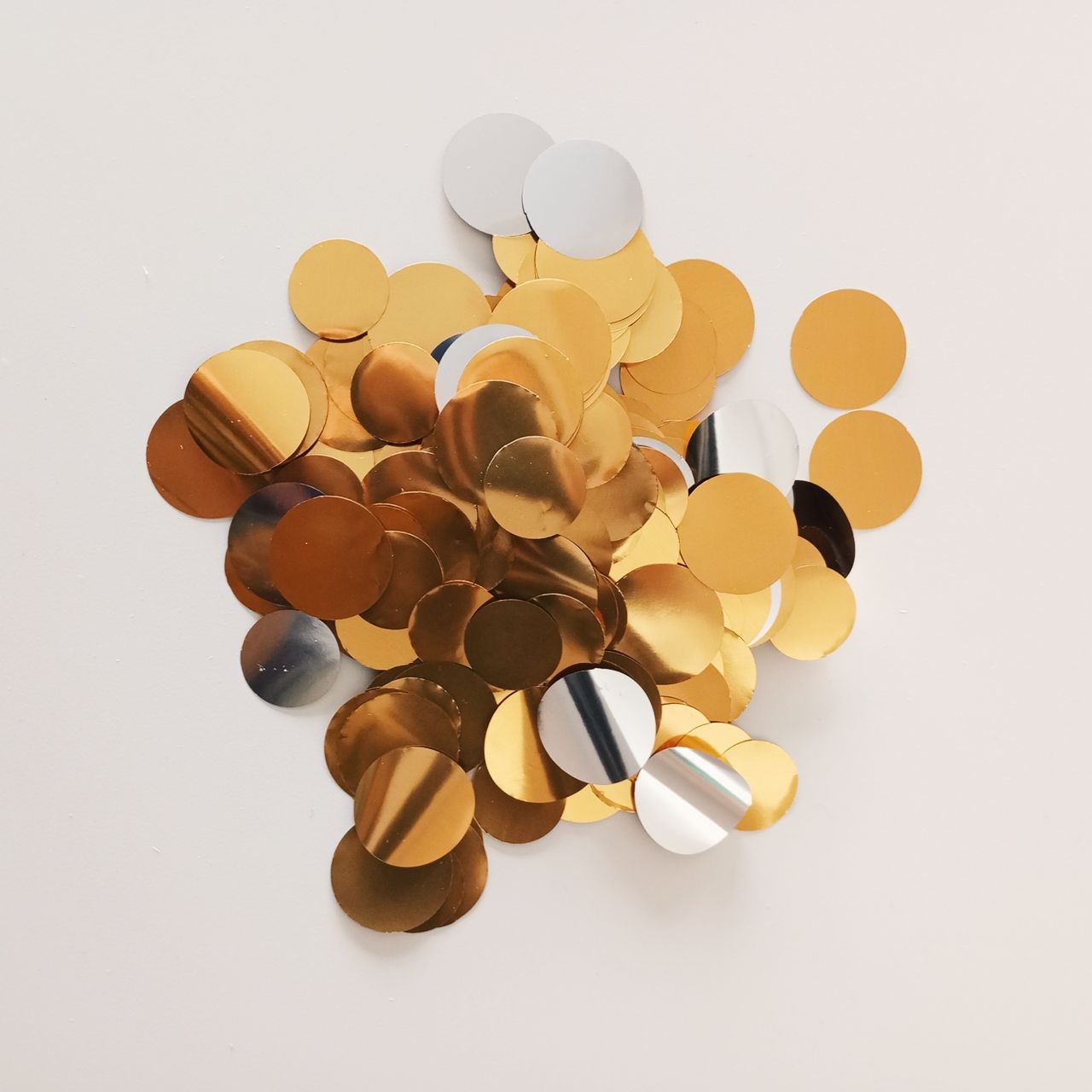 CONFETTI DE PAPEL FOIL MONOCOLOR DORADO/PLATA BRILLO 15GR Y 30GR