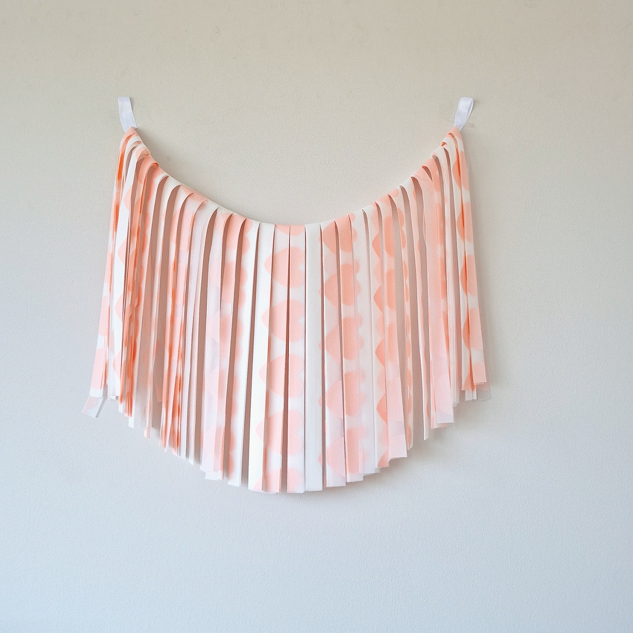 GUIRNALDA MONOCOLOR CORAZON ROSA XXL JUMBO