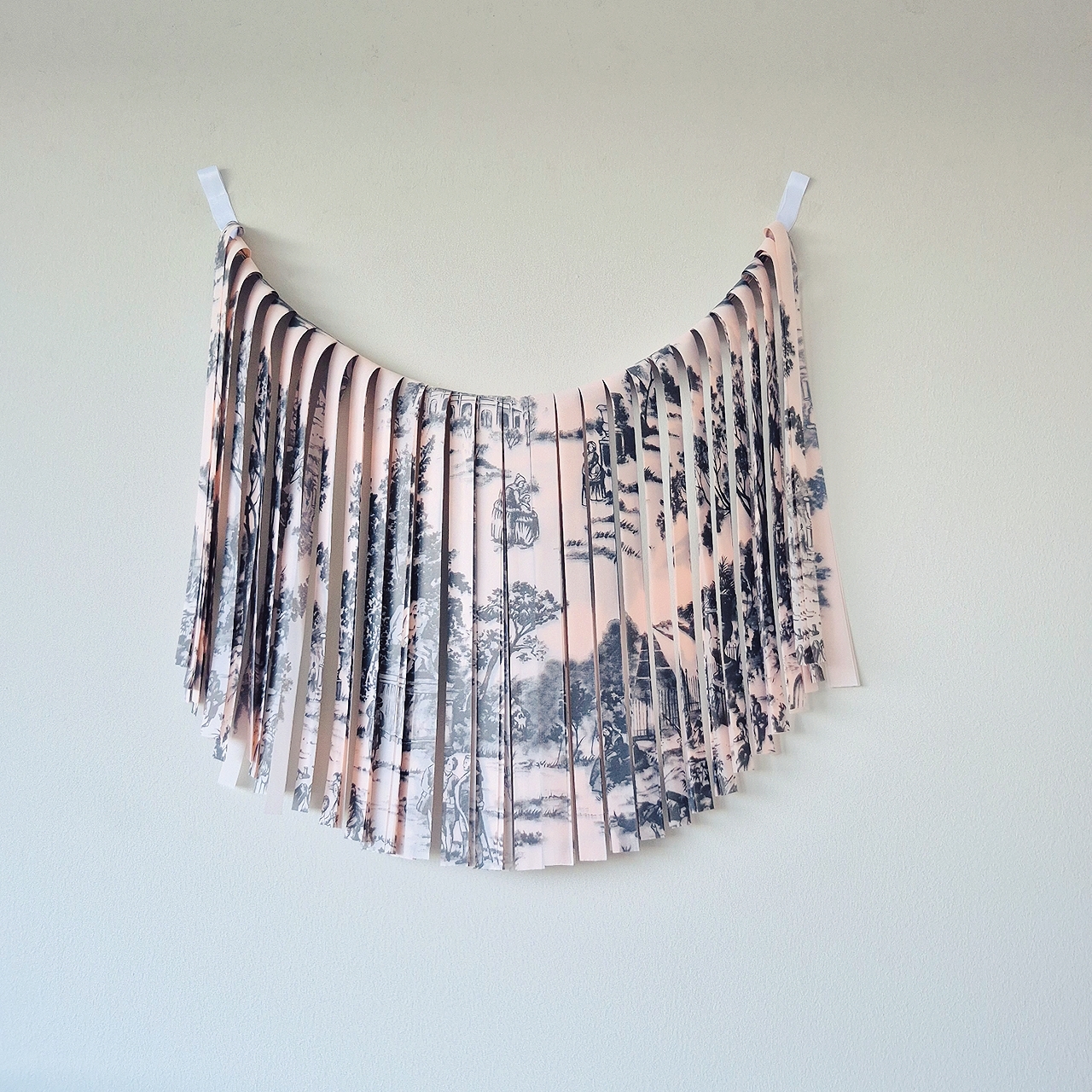 GUIRNALDA MONOCOLOR GARDEN ROSA NEGRO XXL JUMBO