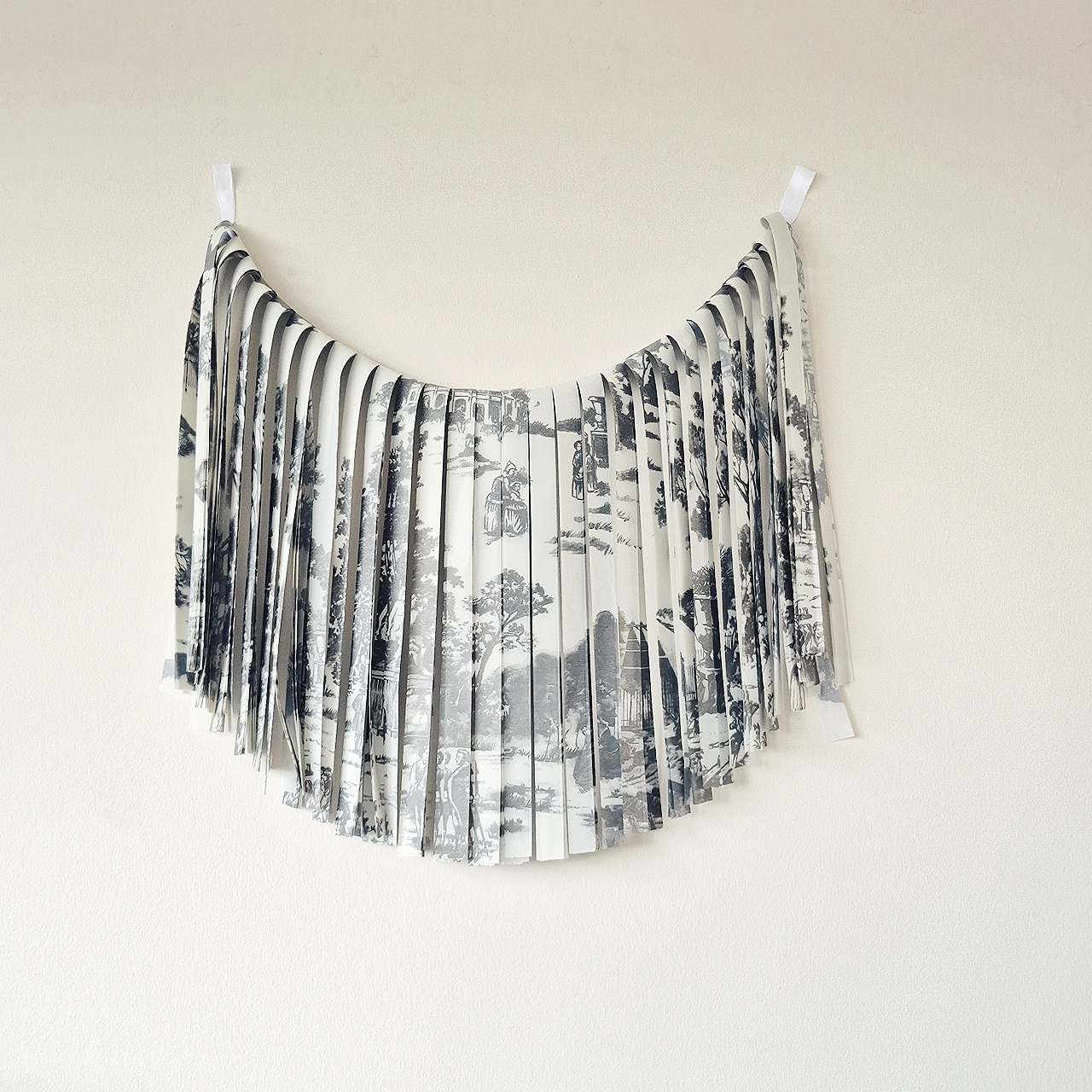 GUIRNALDA MONOCOLOR GARDEN GRIS NEGRO XXL JUMBO