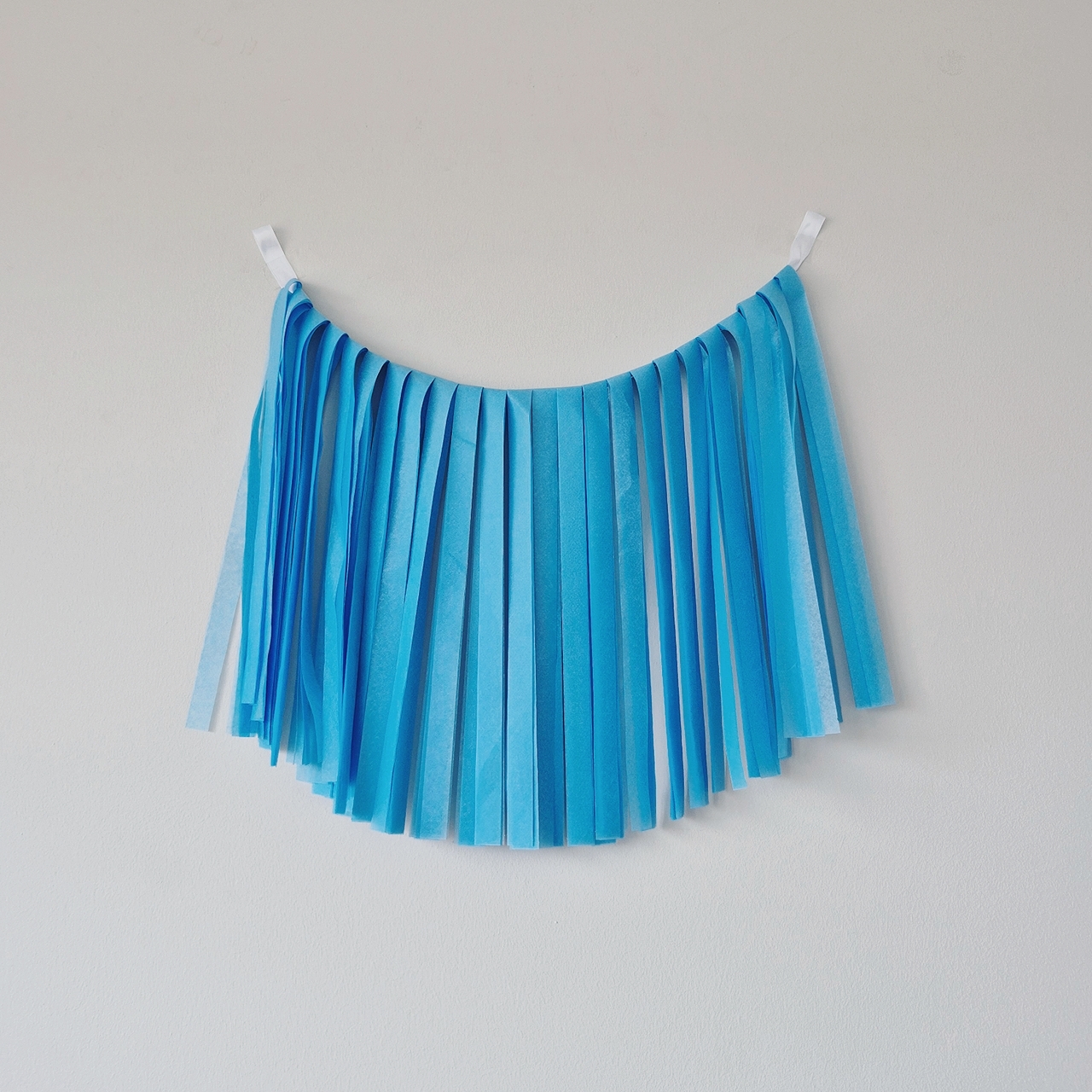 GUIRNALDA MONOCOLOR AZUL CIELO XXL JUMBO