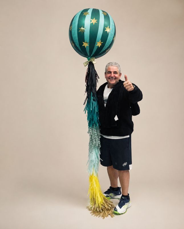 SISTEMA TELESCÓPICO PROFESIONAL CON GLOBO FOIL STRIPES BLUE XL Y GUIRNALDA 160X25CM — Base Reutilizable sin Helio