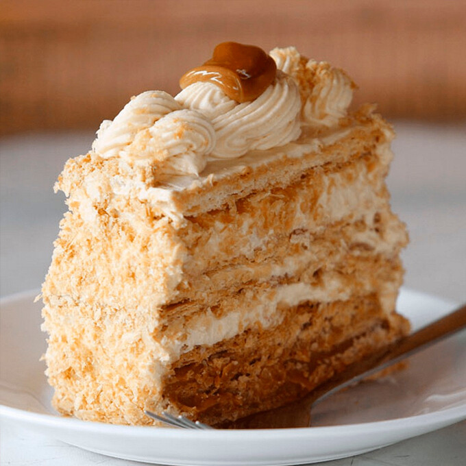 Torta bizcocho con manjar