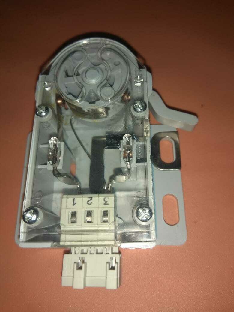 OTIS TAA177AH-2  INTERRUPTOR SEGURIDAD DERECHO