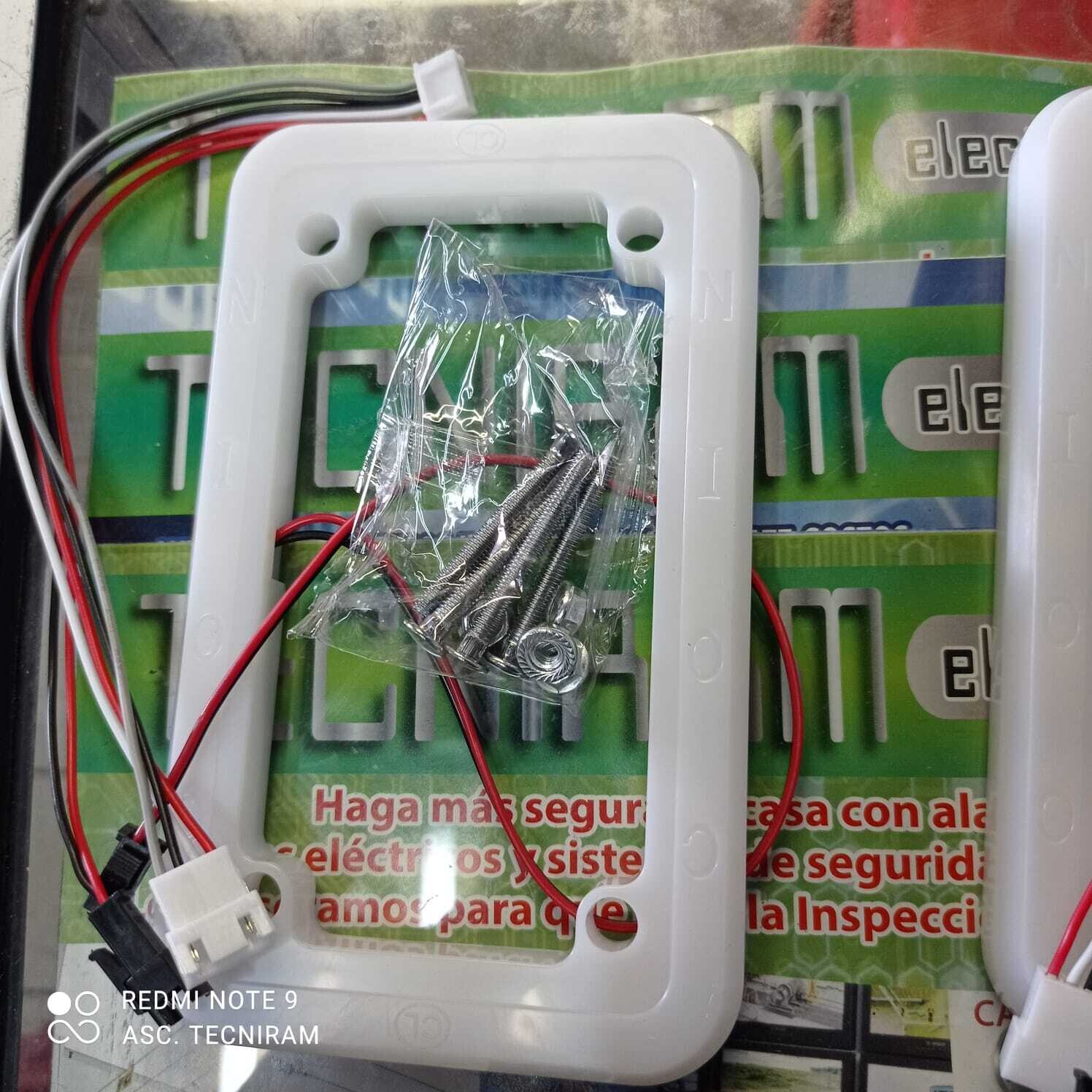 MARCO LED MULTICOLOR PARA FICHERO