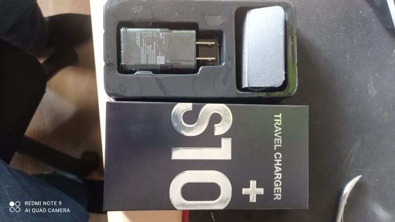 CARGADOR S10 CON CABLE TIPO C