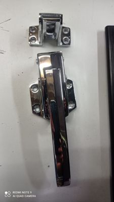 MANIJA CIERRRE PUERTA REFRIGERADOR