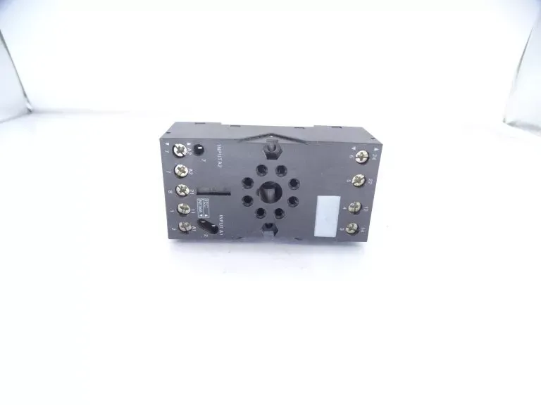 RUZC2M BASE DE RELE SCHNEIDER
