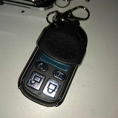 CONTROL REMOTO HAGROY  4 TECLAS