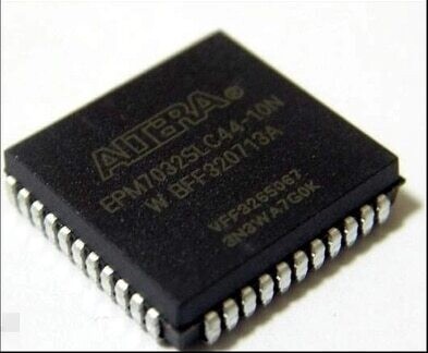 EPM7032LC44-10 / SMD JUEGOS
