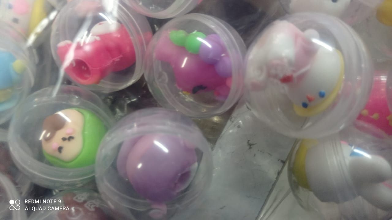 CAPSULA CON PREMIO 32 mm PARA CHICLERA