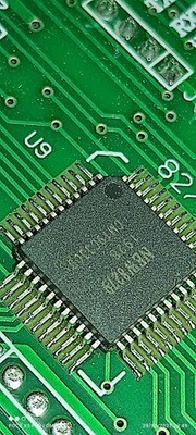 NEW8279 / SMD QFP  JUEGOS