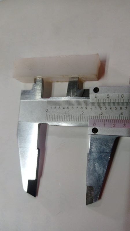 GUIADERA PARA LA DESLIZADERA PUERTA HUNDAY