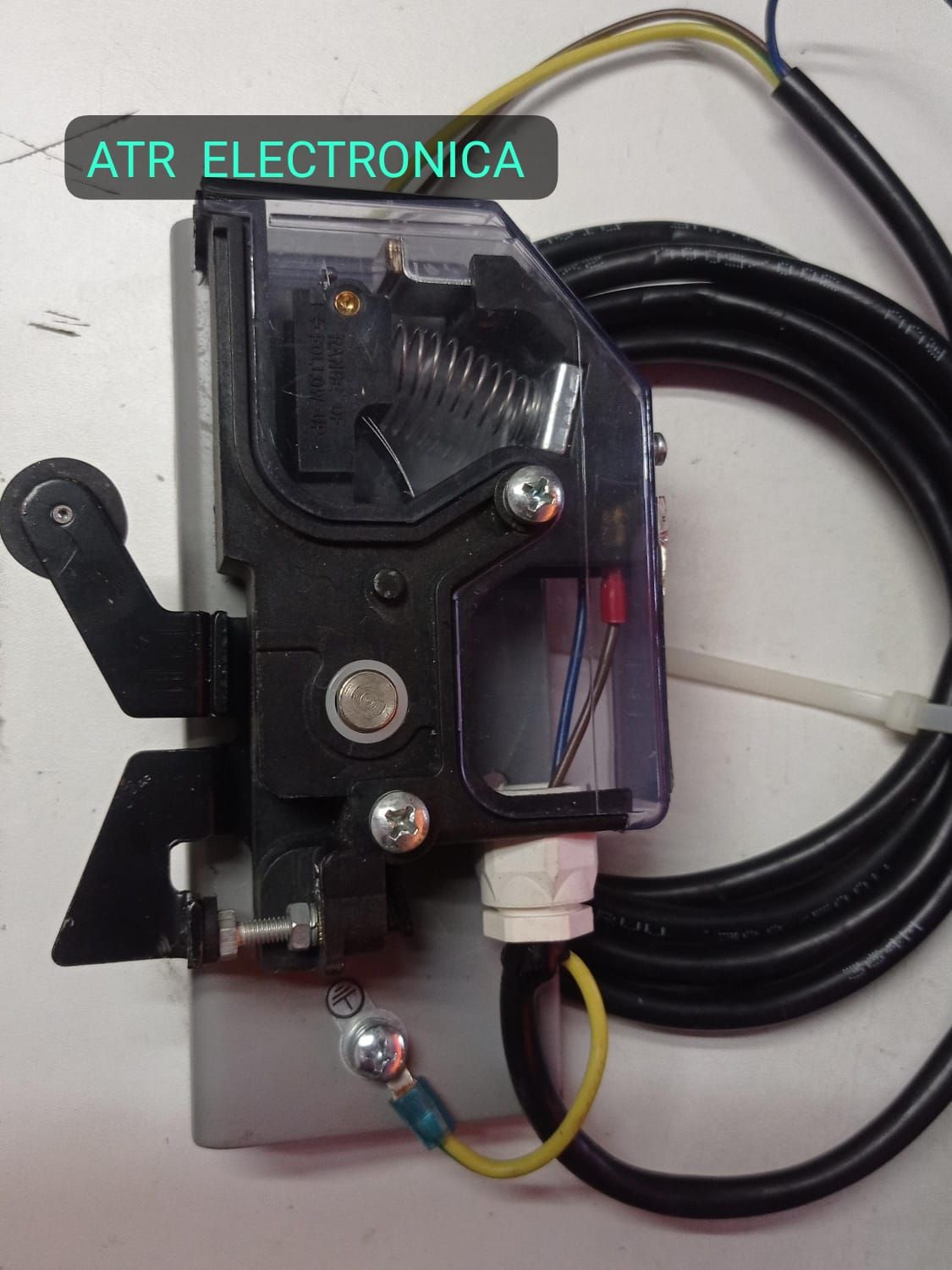 MKG131-01 INTERRUPTOR  LIMITE PUERTA ASCENSOR