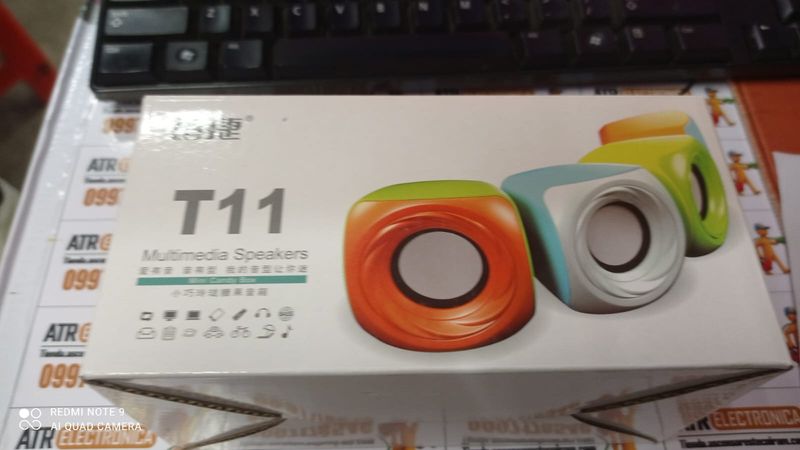 T11 PARLANTE PARA COMPUTADORA / Parlantes para PC Laptop T11 Sonido Estéreo USB