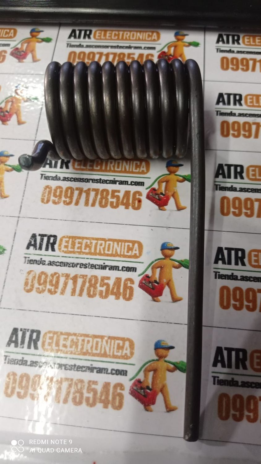 RESORTE PUERTA IZQ.  ASC. SCH.