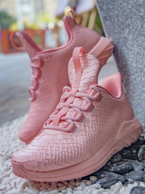 [Pre-sale] Soulsfeng DJ Colleen Shannon Snake Scale Sneaker Pink