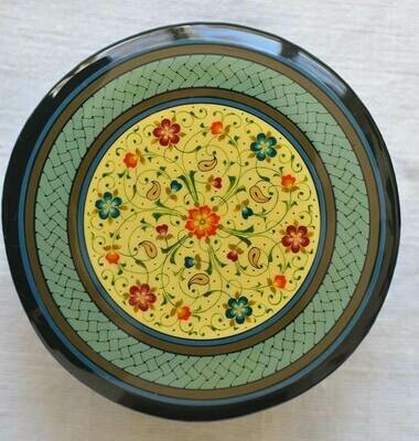 "Serenity" round lacquer jewelry box
