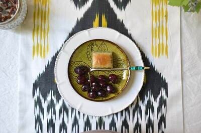 Amulet ikat pattern white, black and yellow table runner