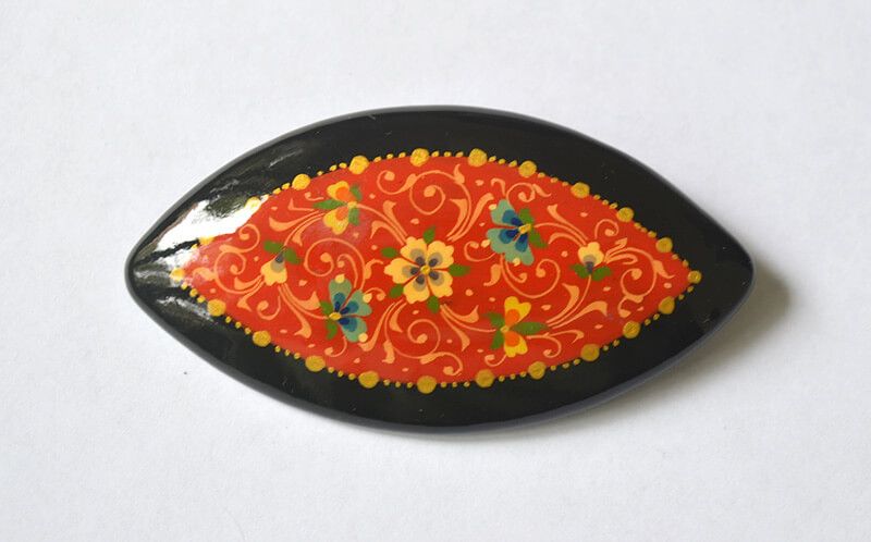 Beautiful Hand-Painted Brooch – Red and Black Floral Design