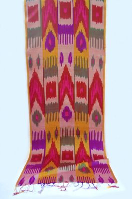 Vibrant Uzbek Silk Ikat Scarf – A Burst of Color and Tradition