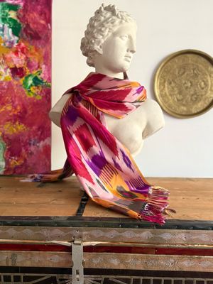 Vibrant Uzbek Silk Ikat Scarf – A Burst of Color and Tradition
