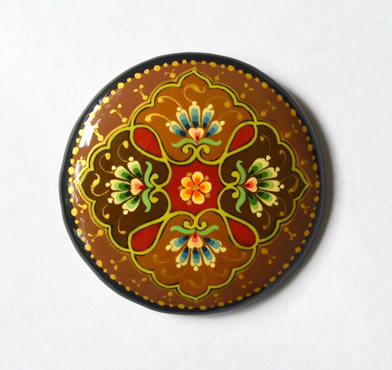 Brown Quatrefoil Hand-Painted Floral Lapel Pin – Affordable Elegance for All