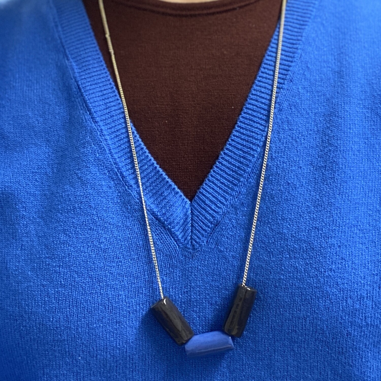 Halsband porslin sv/blå