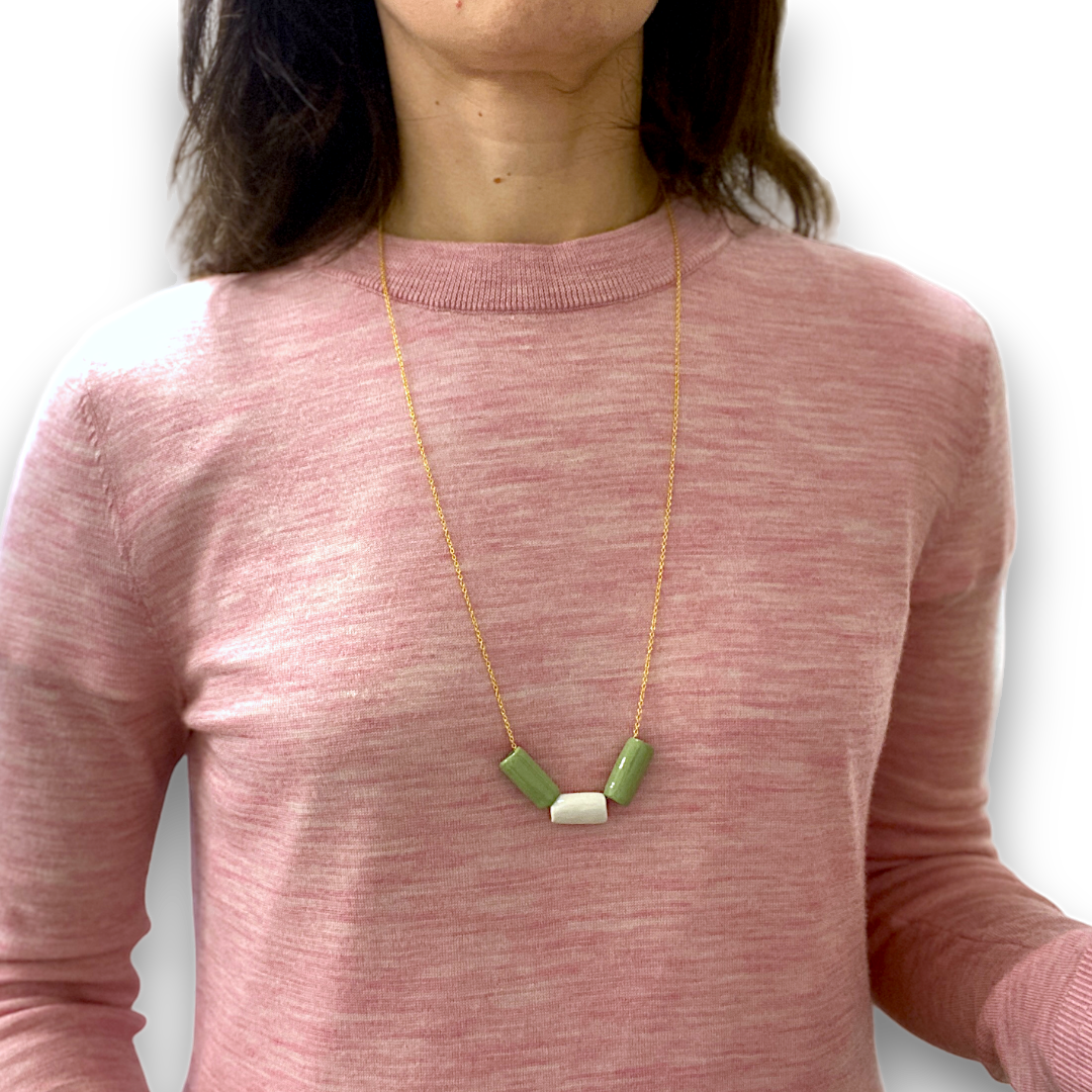 Halsband porslin - flera färger