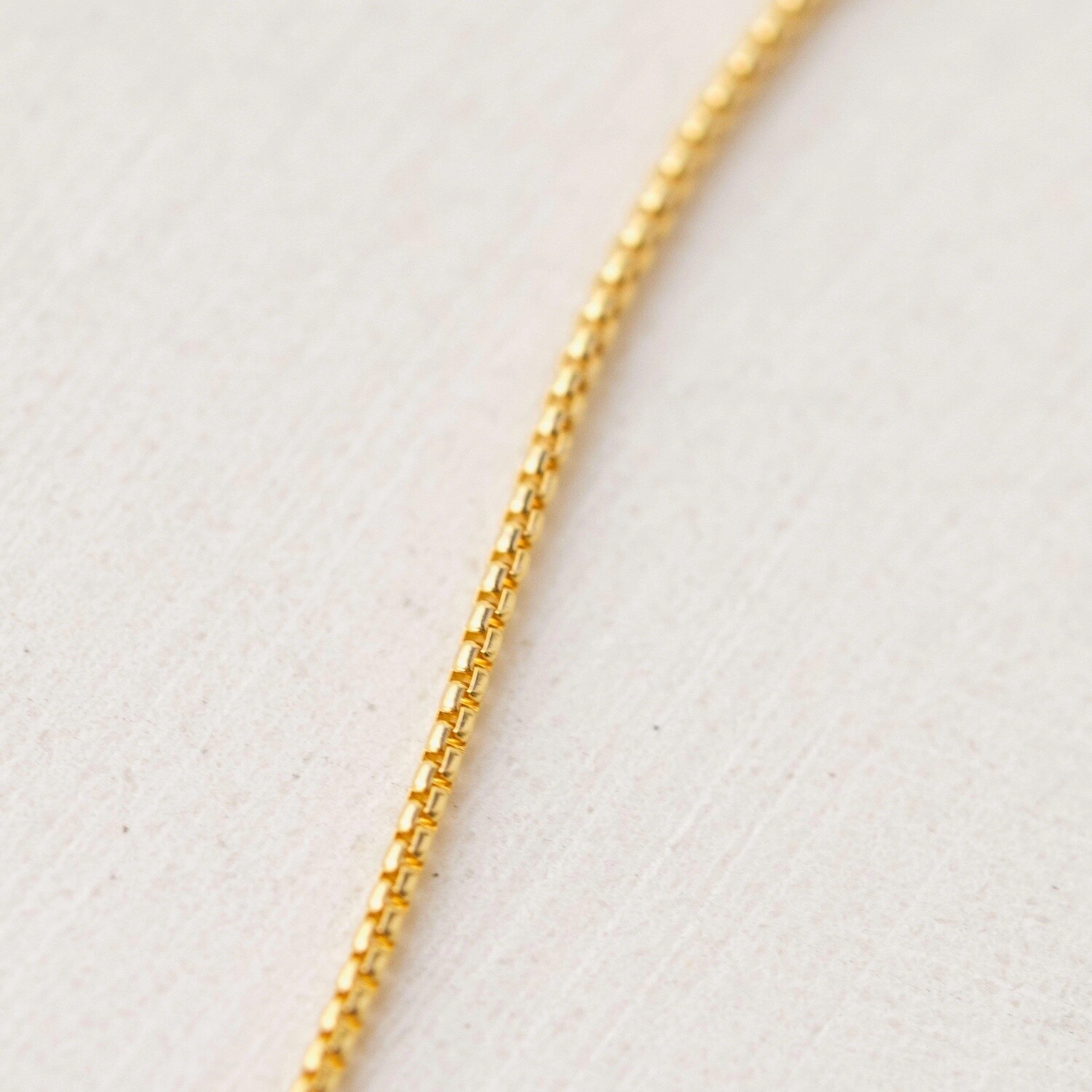 Lover&#39;s Tempo Box Chain Necklace, Type: Gold