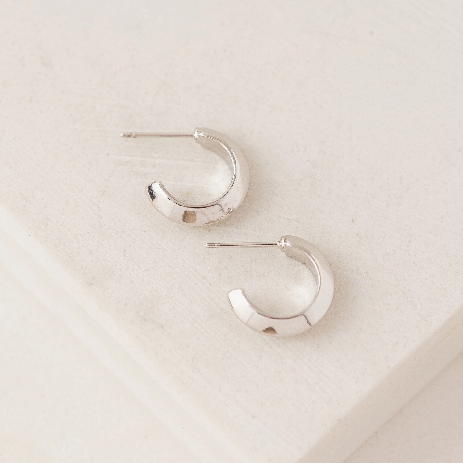 Lover&#39;s Tempo Parker Hoop Earrings, Size: Silver