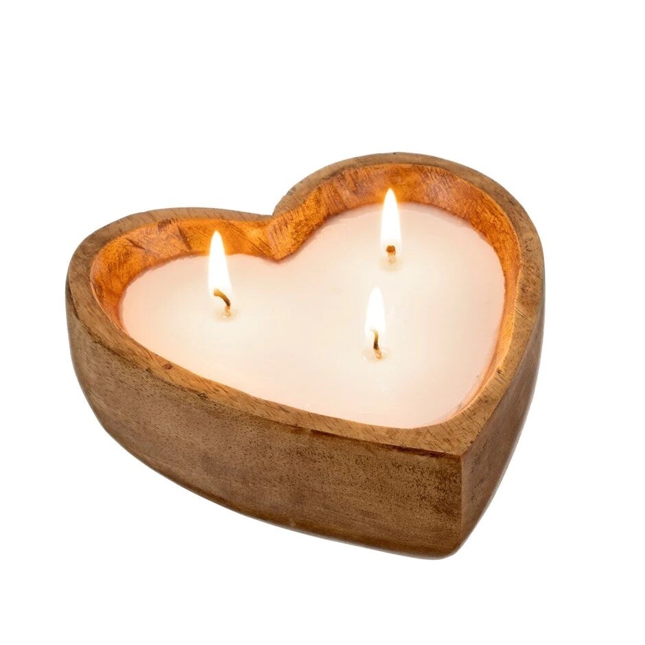 Wooden Heart Candle Eucalyptus & Amber