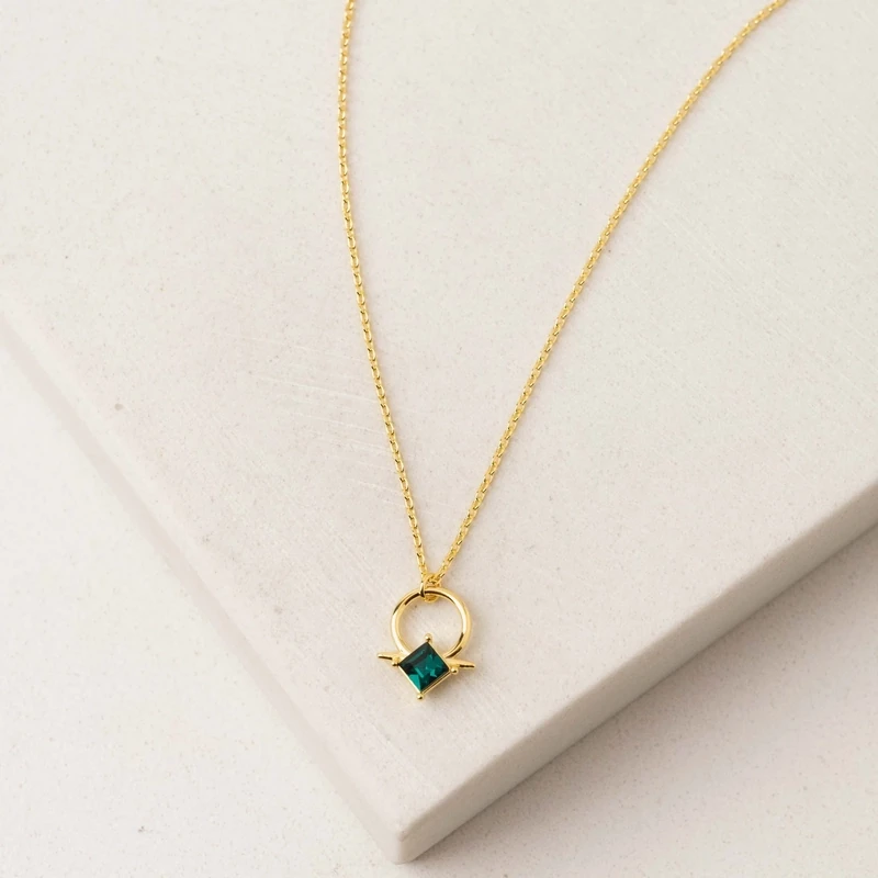 Lover&#39;s Tempo Asta Necklace, Type: Emerald