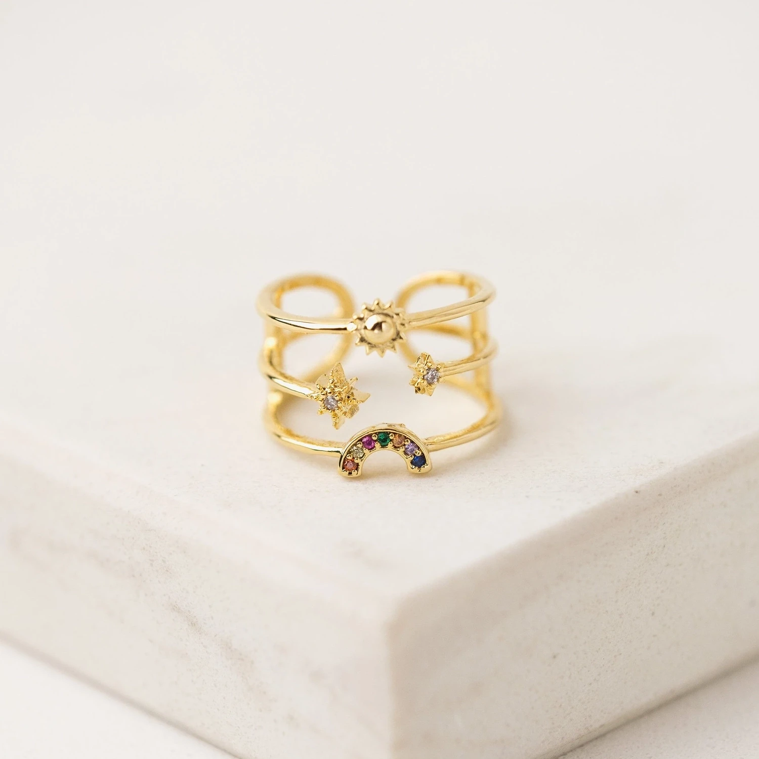 Lover&#39;s Tempo Rainbow Triple Band Fortuna Ring