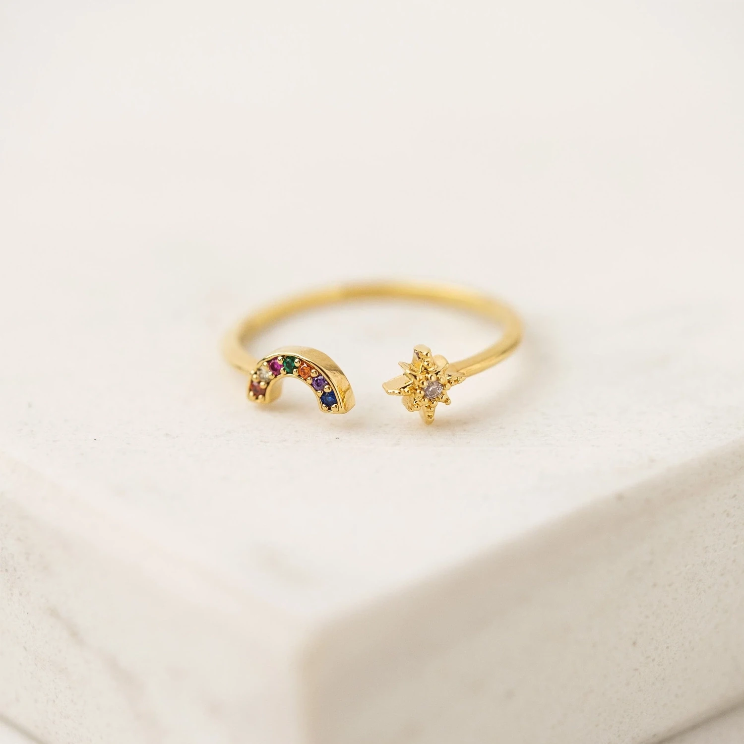 Lover's Tempo Rainbow Fortuna Ring
