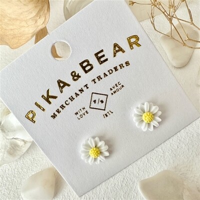 Pika & Bear Bellis Porcelain Daisy Stud
