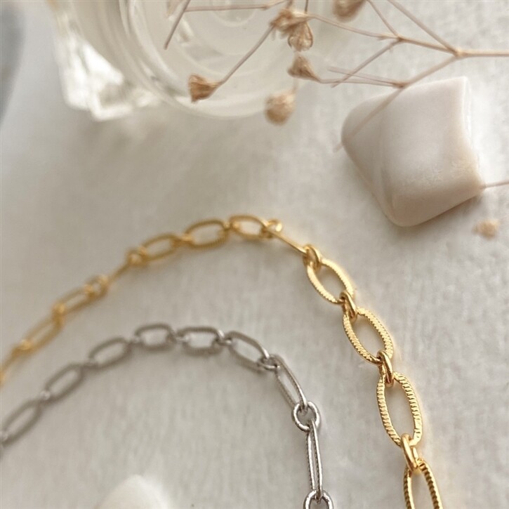 Pika &amp; Bear Donostia Textured Paperclip  Anklet