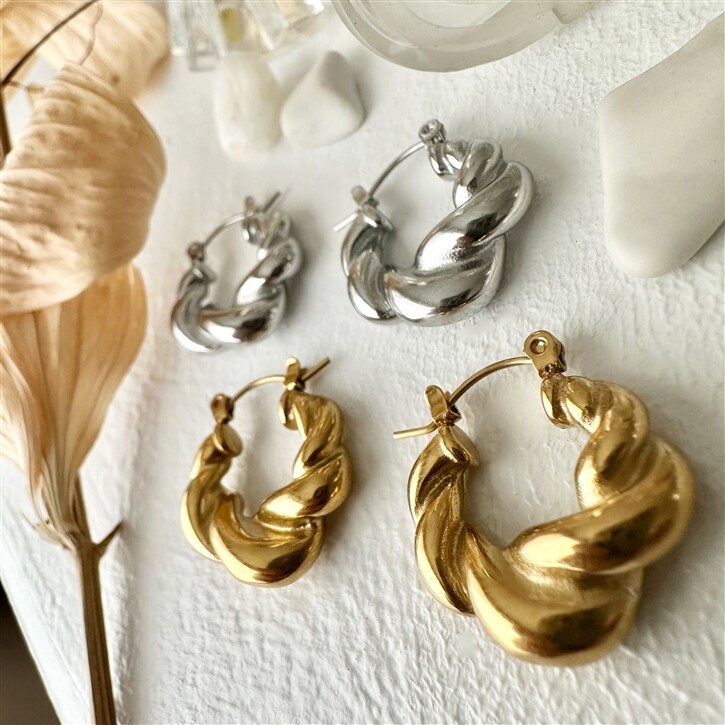 Pika &amp; Bear Torsade Twisted Hoop Earrings