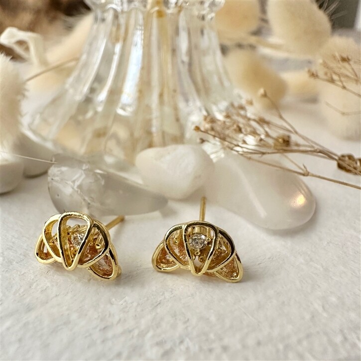 Pika &amp; Bear Quaso Croissant Stud Earrings