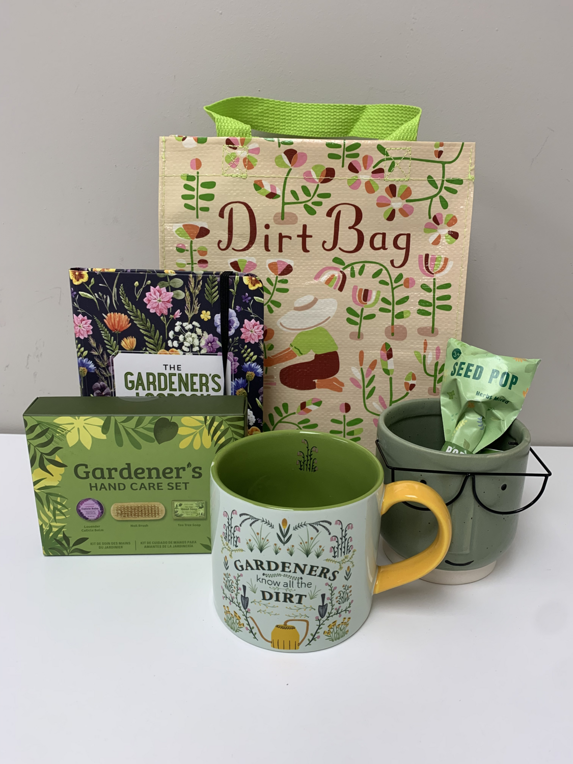 Gardener&#39;s Love Dirt Gift Basket