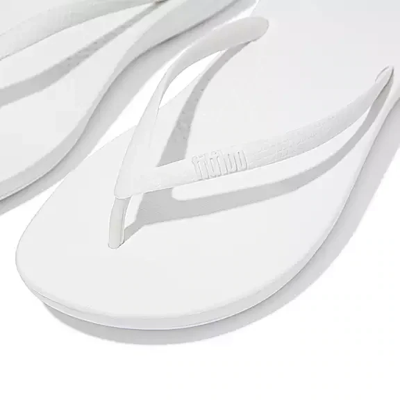 FitFlop Iqushion Ergonomic Flip Flops