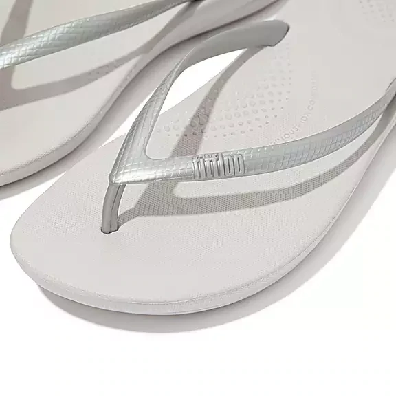 FitFlop Iqushion Ergonomic Flip Flops