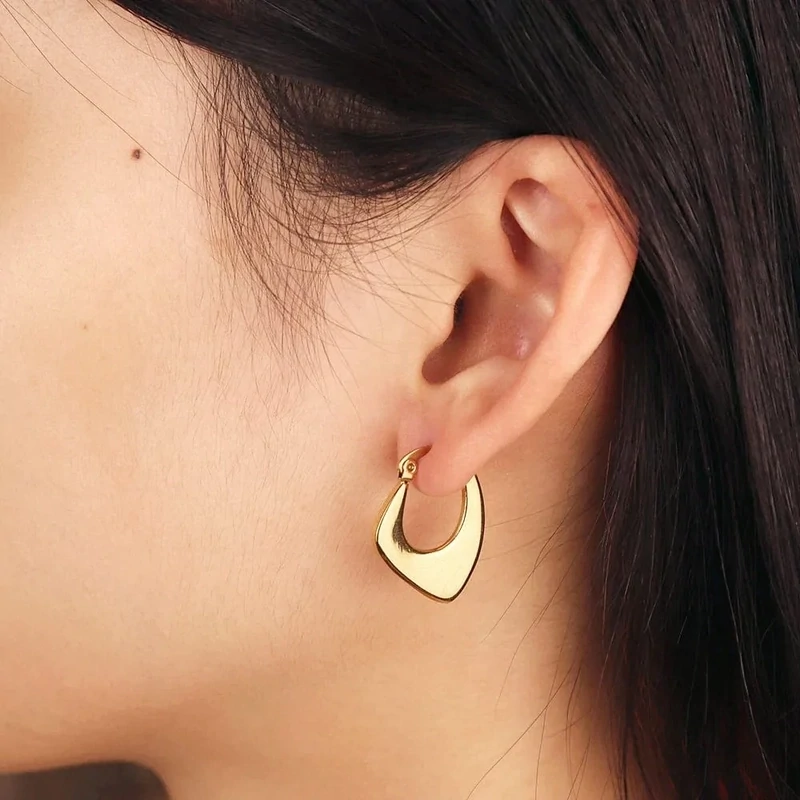 Lover's Tempo Waterproof Lila Earrings