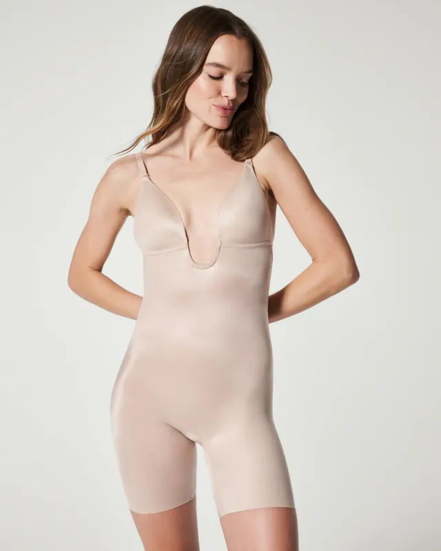 Spanx Suit Your Fancy Plunge LowBack MidThigh Body