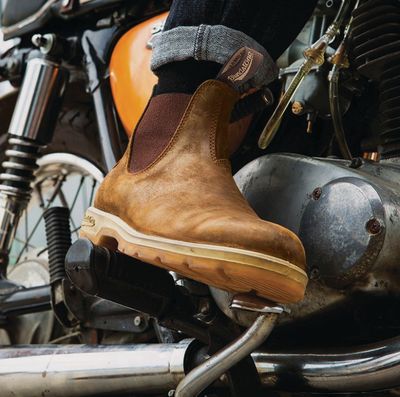 Blundstone 1320 Classic Saddle Brown with Gum Sole