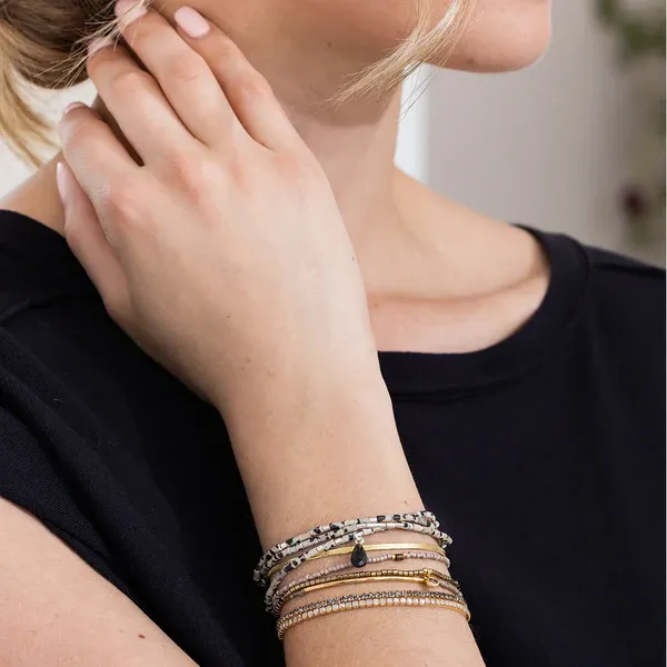 Scout Teardrop Stone Wrap