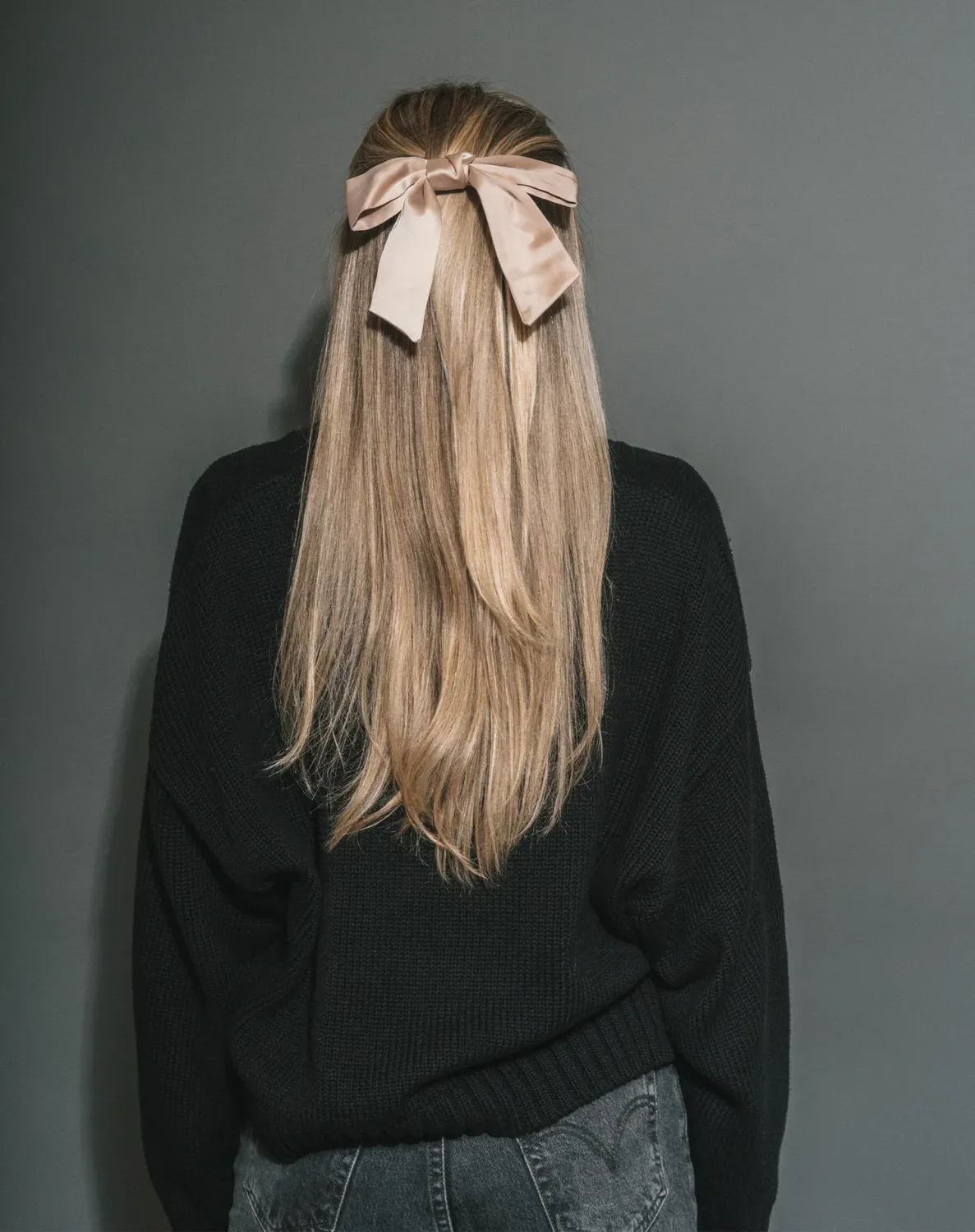 Brunette the Label Satin Bow Champagne