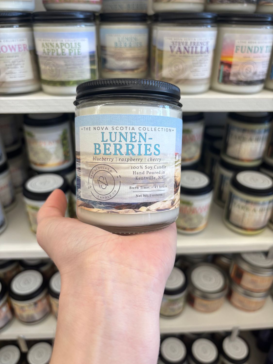 New Scotland Candle Co. Lunen-Berries 7oz