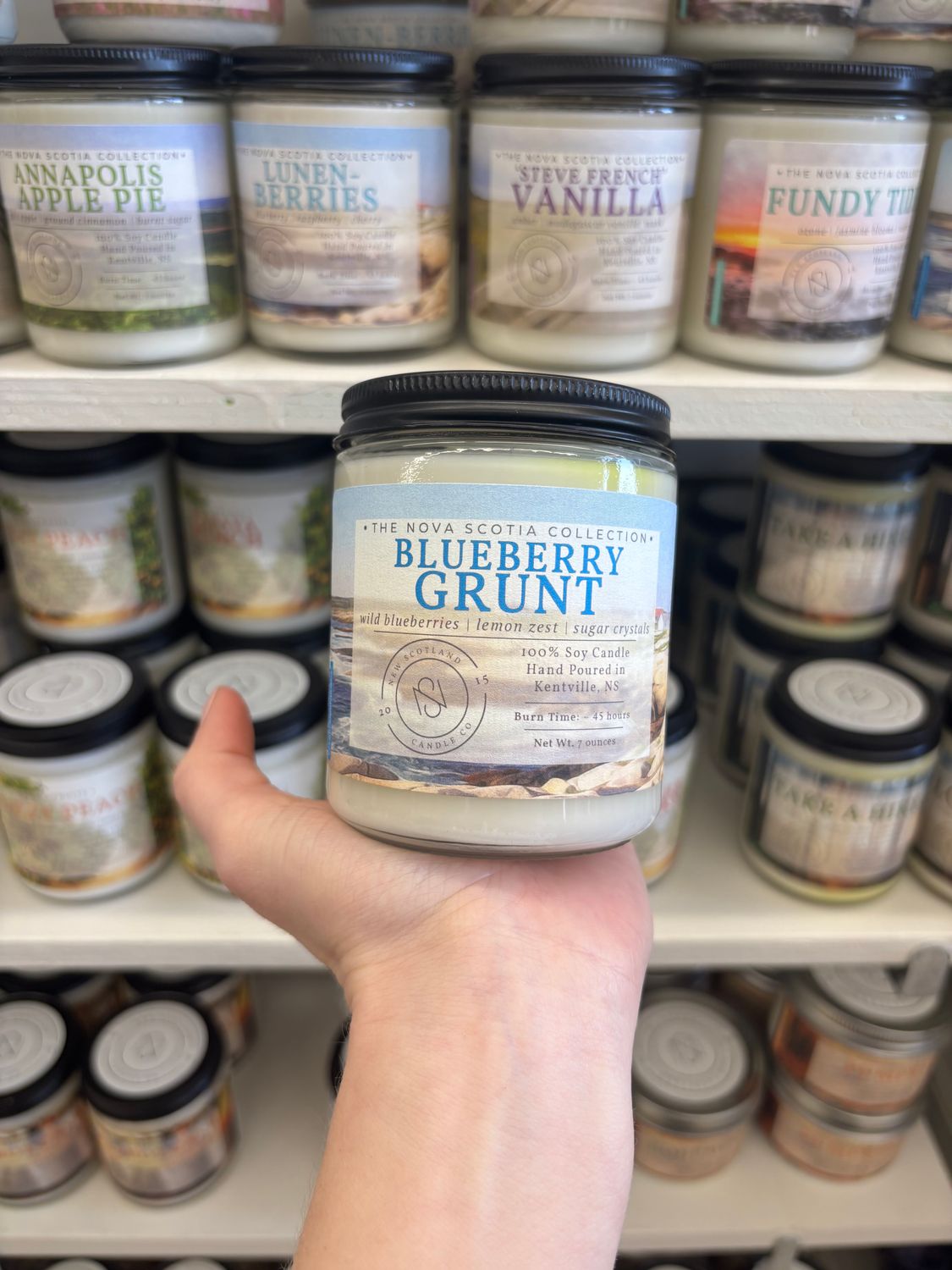 New Scotland Candle Co. Blueberry Grunt 7oz
