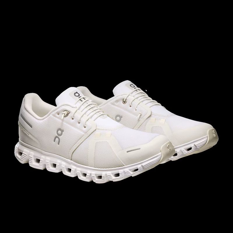 On Cloud 6 Men&#39;s White/White